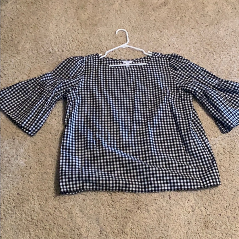 Black and white heckled top